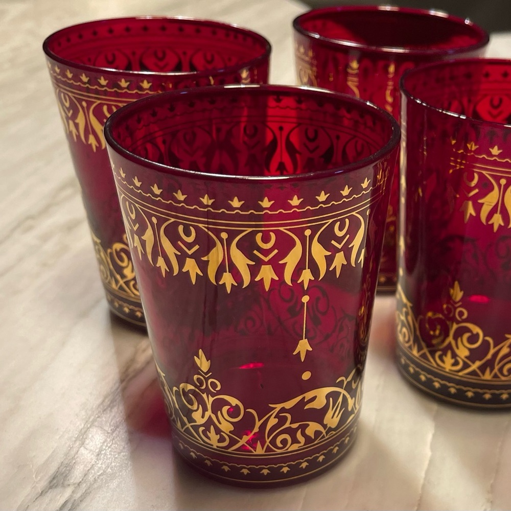 Set of 8 Pottery Barn Glasses